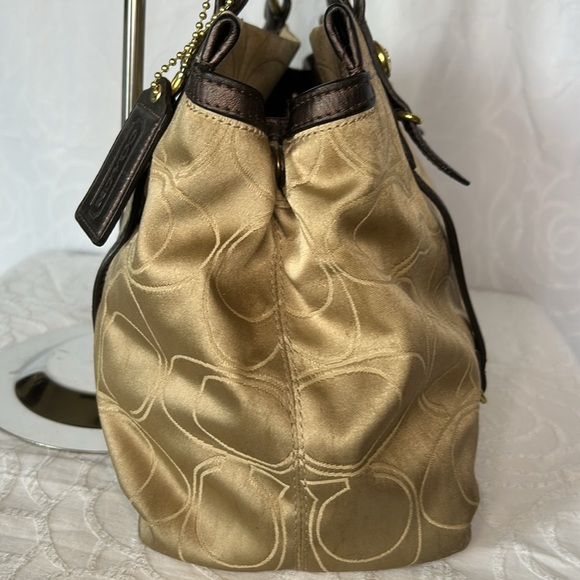 COACH MIA Signature C tan and brown Satchel carryall handbag. Style #15402 - Picture 7 of 16